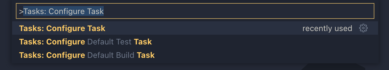 Command Palette z wpisaną wartością Tasks: Configure Task